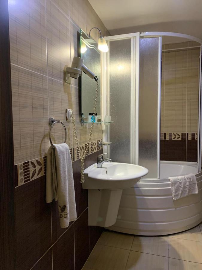 Gold City Hotel 부루사 외부 사진